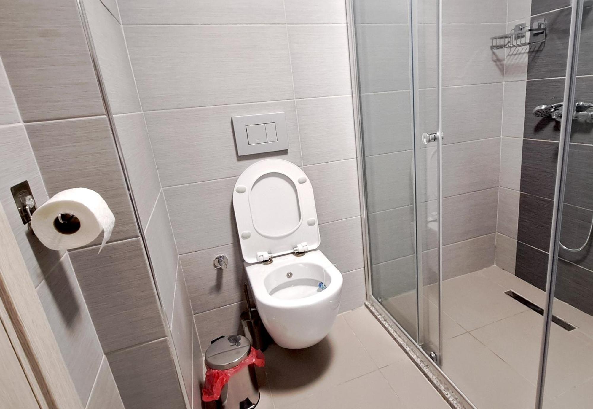Luxury Condo On 18Th Floor With Pool, Fitness, Parking Included. Скопье Экстерьер фото