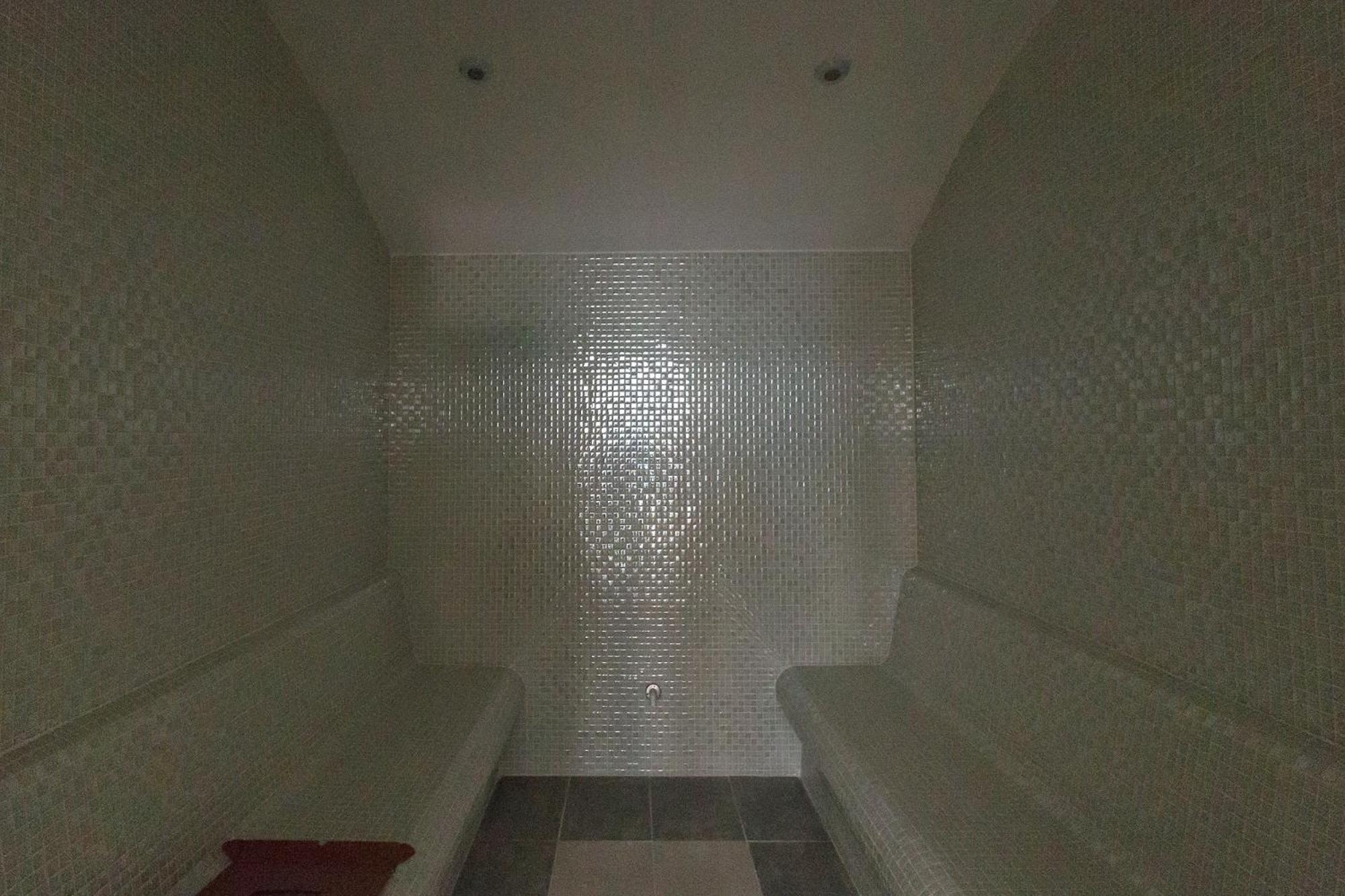 Luxury Condo On 18Th Floor With Pool, Fitness, Parking Included. Скопье Экстерьер фото
